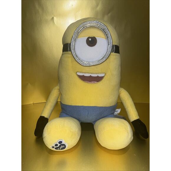 A Lot Of Two Build A Bear Minion Plushies and Two 5 Inch Mini Minion Plushies.‼️ - Picture 9 of 11